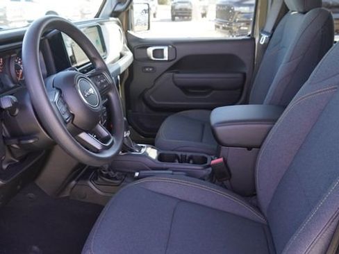 New 2026 Jeep Gladiator Sport image 17