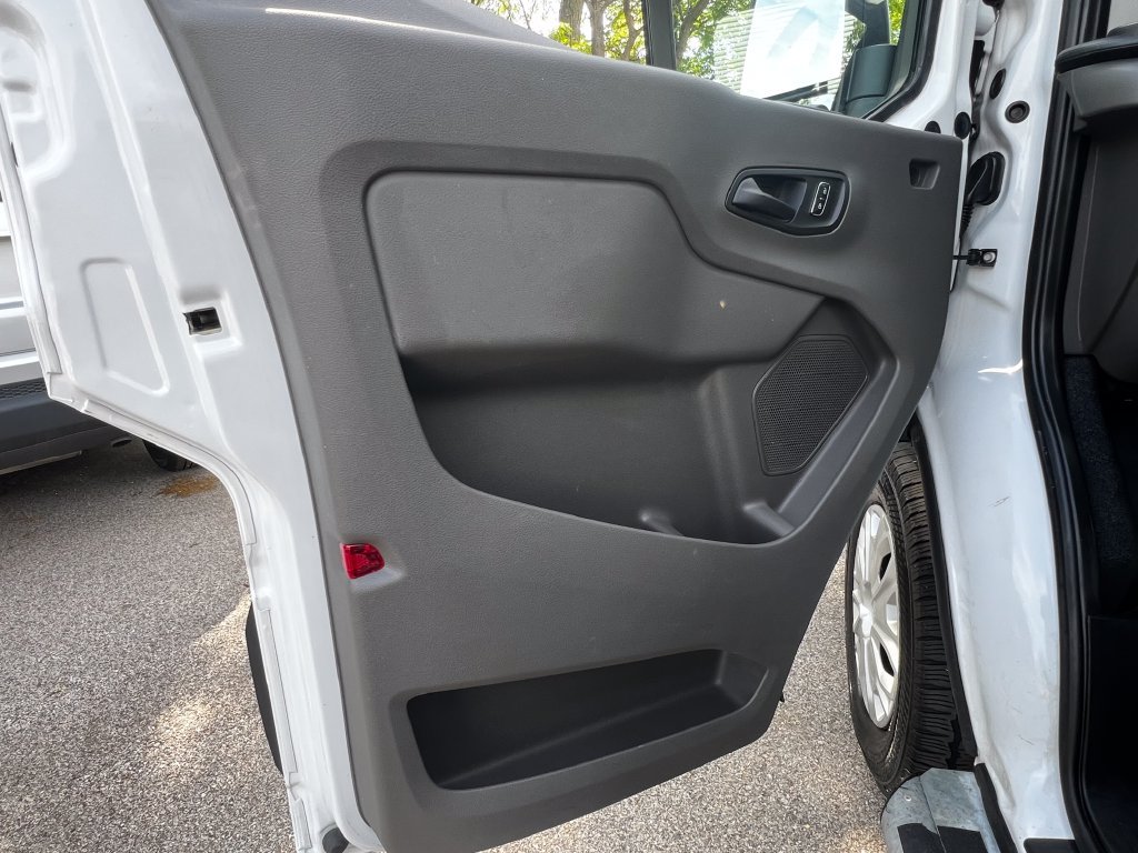 Used 2025 Ford Transit 250 Low Roof w/ Exterior Upgrade Package RWD image 16