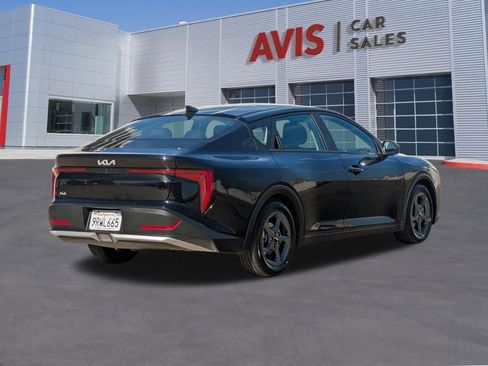 Used 2025 Kia K4 LXS image 6