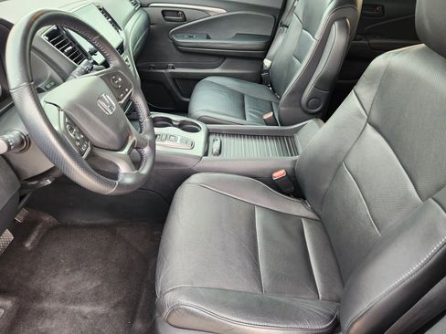 Certified 2023 Honda Passport EX-L image 13