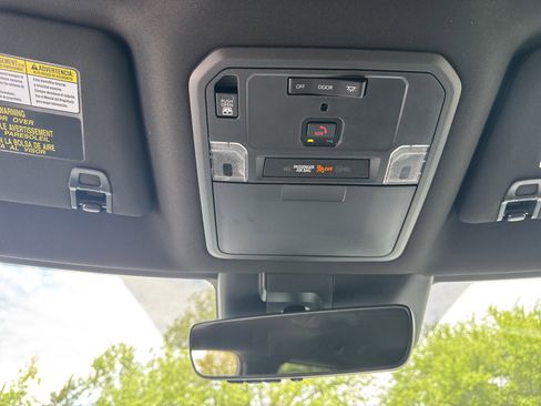 New 2026 Toyota Tundra Limited AWD/4WD image 21