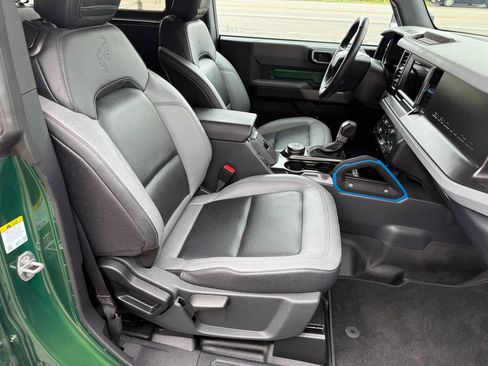 Used 2023 Ford Bronco Black Diamond image 21