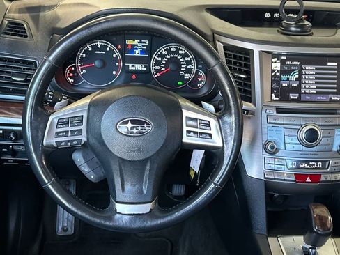 Used 2014 Subaru Legacy 3.6R Limited AWD/4WD image 15