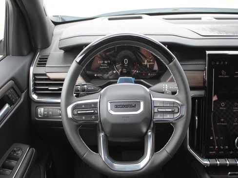 New 2026 GMC Acadia Denali w/ Super Cruise Package image 19