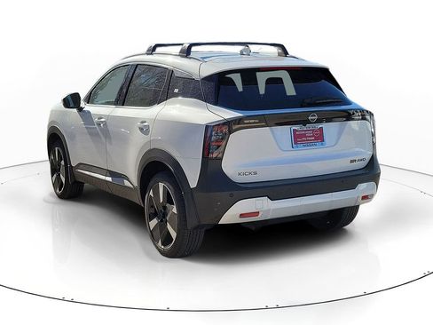 New 2025 Nissan Kicks SR w/ Illumination Package image 3