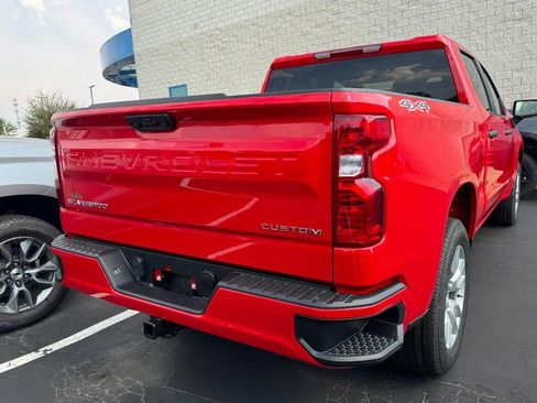 New 2025 Chevrolet Silverado 1500 Custom image 30