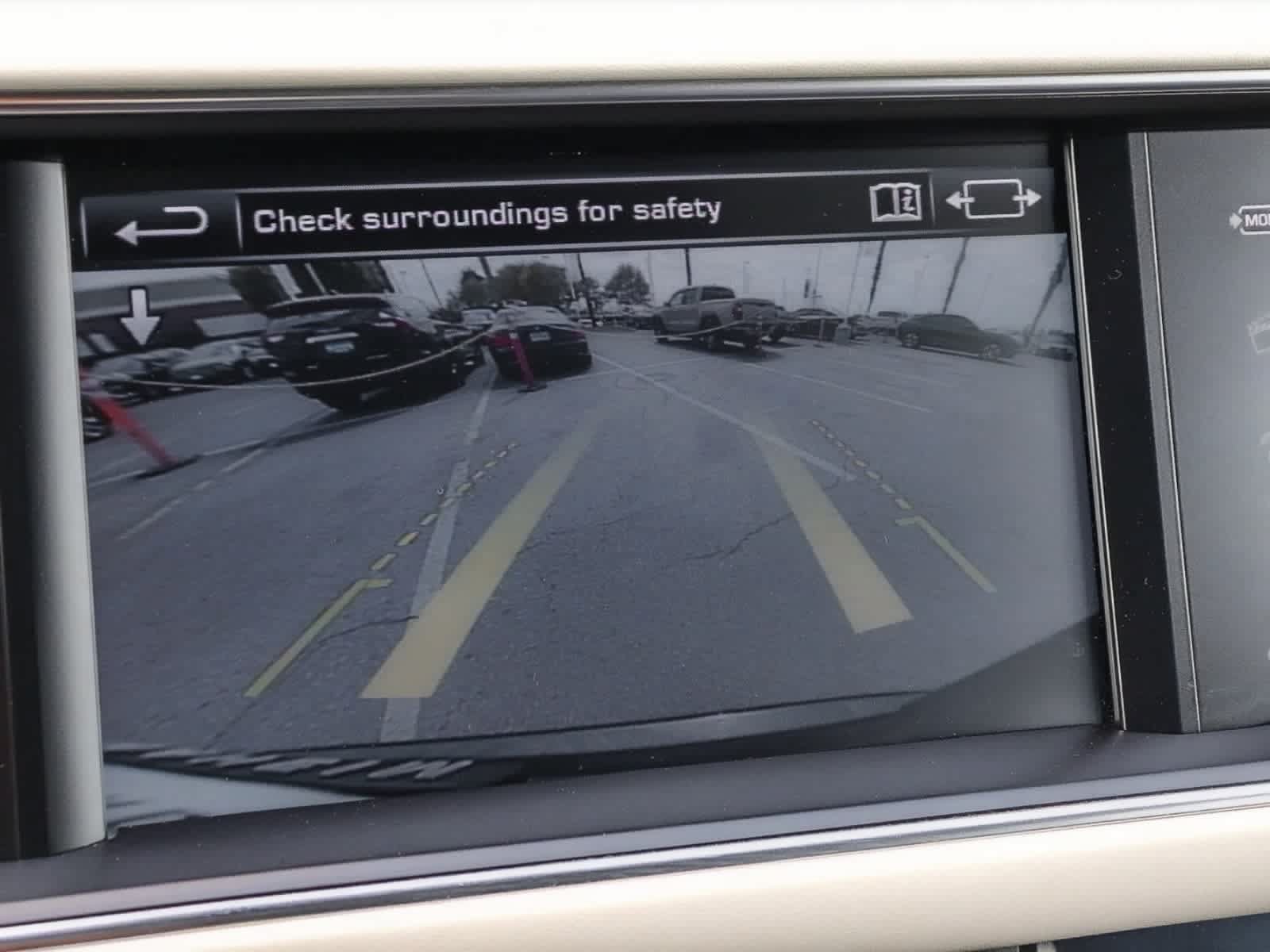 Used 2016 Land Rover Range Rover HSE AWD/4WD image 34