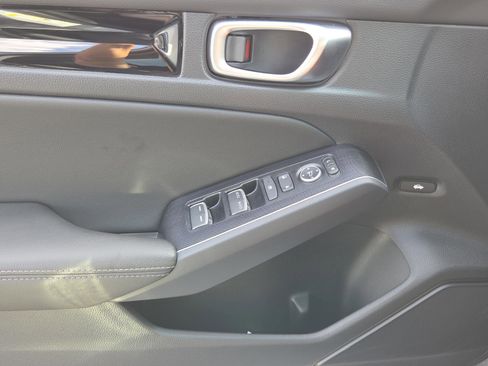 Used 2024 Honda Civic Touring image 28