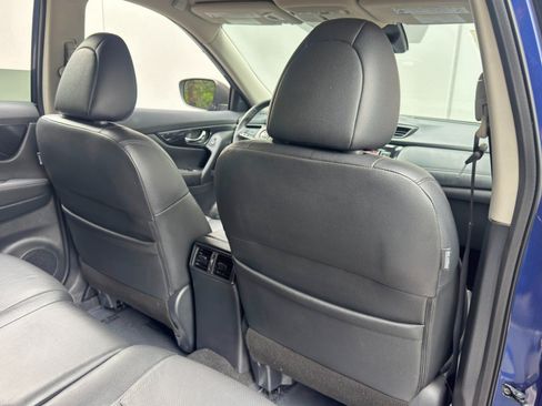Used 2019 Nissan Rogue SL w/ Premium Package FWD image 35