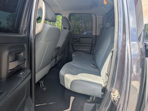 Used 2017 RAM 1500 Express AWD/4WD image 8