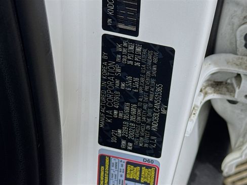 Used 2022 Kia Niro LX image 29