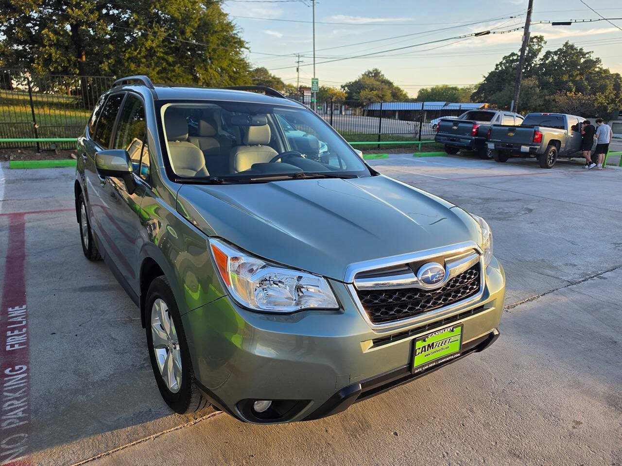 Used 2016 Subaru Forester 2.5i Limited AWD/4WD image 5