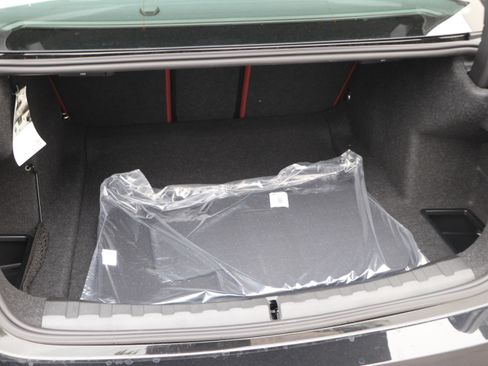 Used 2025 BMW 330i xDrive Sedan w/ Premium Package image 37