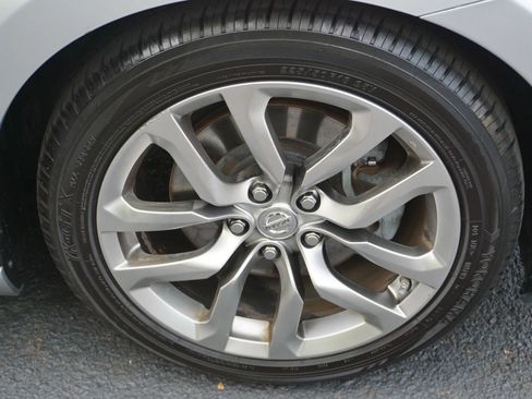 Used 2014 Nissan 370Z Touring RWD image 14