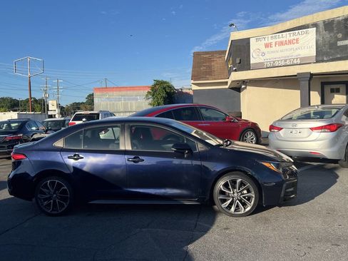 Used 2020 Toyota Corolla SE image 3