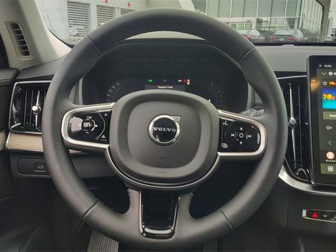 New 2026 Volvo XC90 B5 Plus image 12