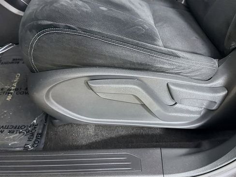 Used 2023 Nissan Murano S image 18