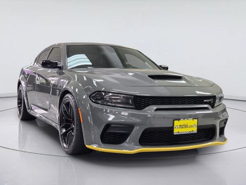Used 2023 Dodge Charger SRT Hellcat w/ Harman/Kardon Audio Group RWD image 3