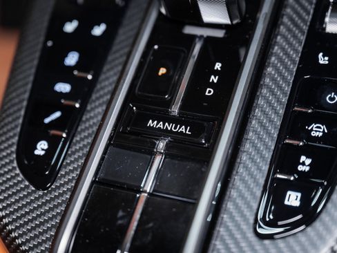 New 2026 Aston Martin V8 Vantage Coupe image 30