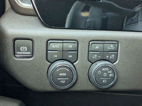 New 2026 Chevrolet Silverado 1500 LTZ w/ Z71 Off-Road Package AWD/4WD image 26