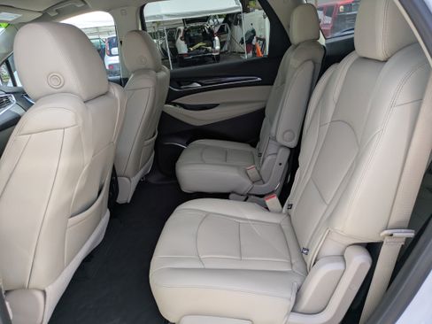 Used 2021 Buick Enclave Essence FWD image 14