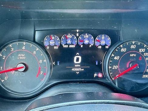 Used 2023 Chevrolet Camaro ZL1 RWD image 18