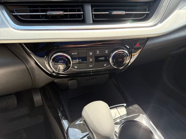 New 2026 Chevrolet Trax LT w/ Midnight Edition FWD image 27