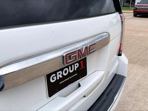 Used 2018 GMC Yukon XL Denali image 29