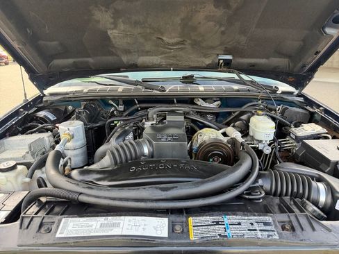 Used 2003 GMC Sonoma SL w/ Convenience Package RWD image 26