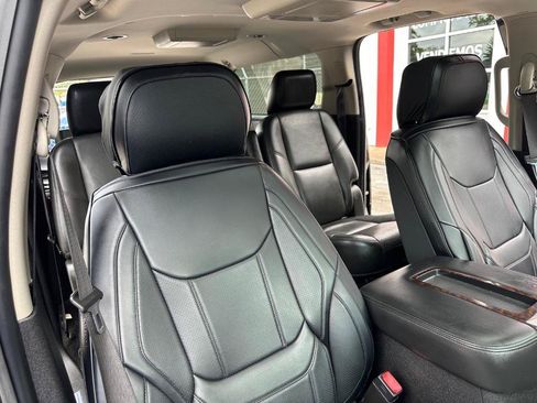 Used 2013 GMC Yukon XL Denali RWD image 33