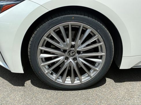 Used 2024 Lexus IS 300 AWD w/ Premium Package image 12