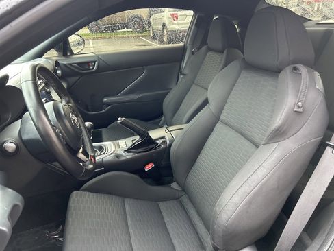 Used 2022 Toyota GR86 image 9