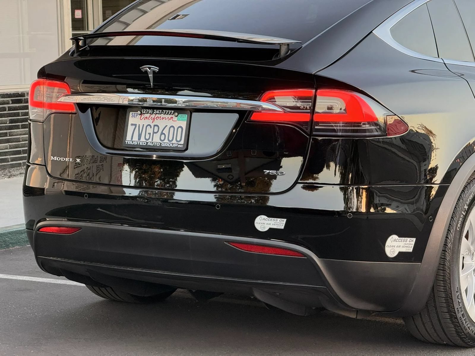 Used 2016 Tesla Model X 75D AWD/4WD image 11