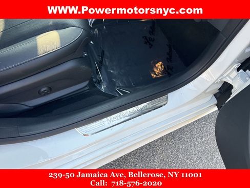 Used 2022 Mercedes-Benz E 350 4MATIC Sedan w/ AMG Line Exterior image 16