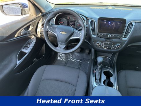 Used 2022 Chevrolet Malibu LT image 4