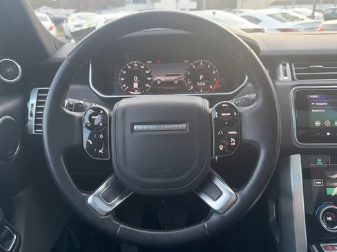 Used 2020 Land Rover Range Rover HSE image 13