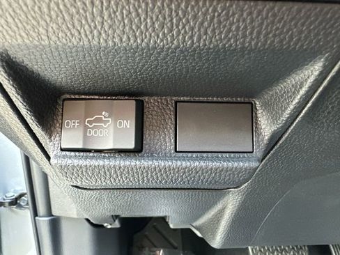 Certified 2026 Toyota Tacoma TRD Off-Road AWD/4WD image 32