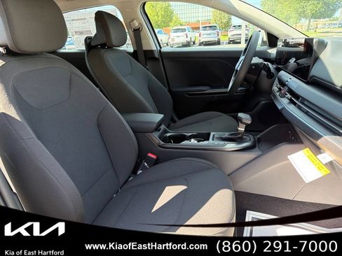 New 2026 Kia K4 FWD image 11
