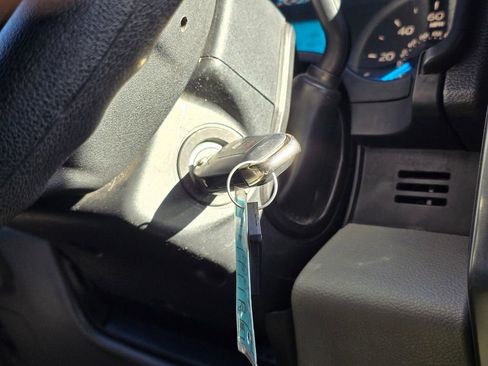 Used 2020 Ford F150 XLT image 34