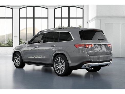 New 2026 Mercedes-Benz GLS 580 4MATIC image 29