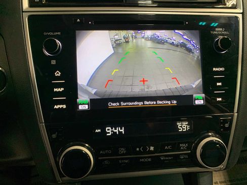 Used 2019 Subaru Outback 2.5i Limited w/ Popular Package #2 image 5