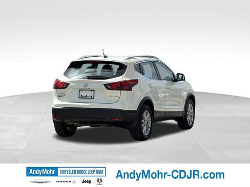 Used 2017 Nissan Rogue Sport SV w/ SV Premium Package AWD/4WD image 7