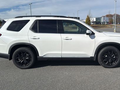 New 2025 Honda Pilot Touring