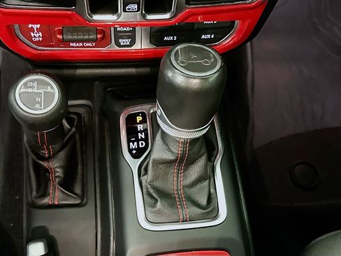 Certified 2021 Jeep Wrangler Unlimited Rubicon image 27