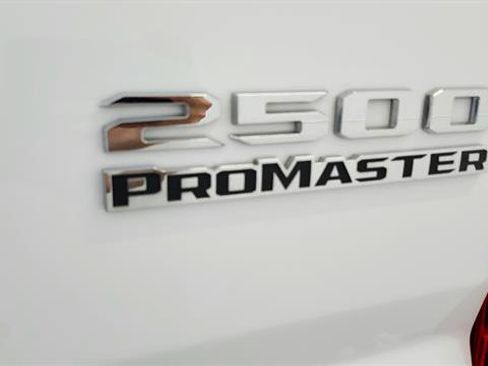 Used 2014 Nissan Frontier SV RWD image 47