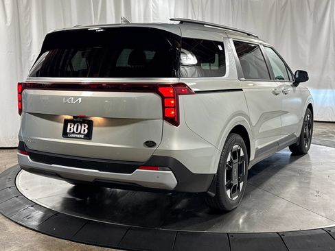 New 2026 Kia Carnival EX FWD image 8