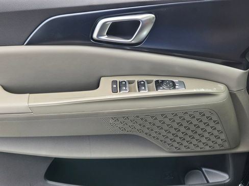 New 2026 Kia Carnival LXS FWD image 16