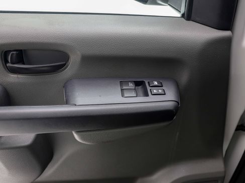 Used 2021 Nissan NV 3500 SV image 24