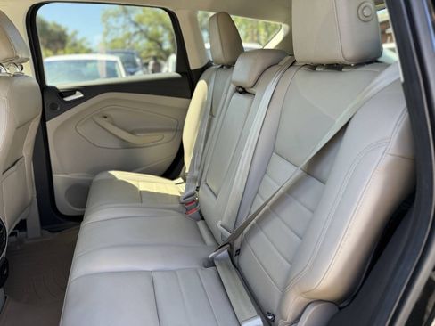 Used 2014 Ford Escape Titanium w/ Equipment Group 401A FWD image 21