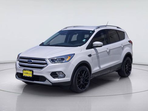 Used 2019 Ford Escape Titanium w/ U9j03 - Titanium Tow Package AWD/4WD image 1